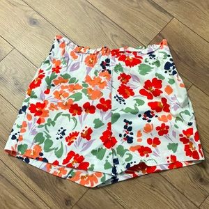 Ann Taylor Floral Shorts Medium Box Z